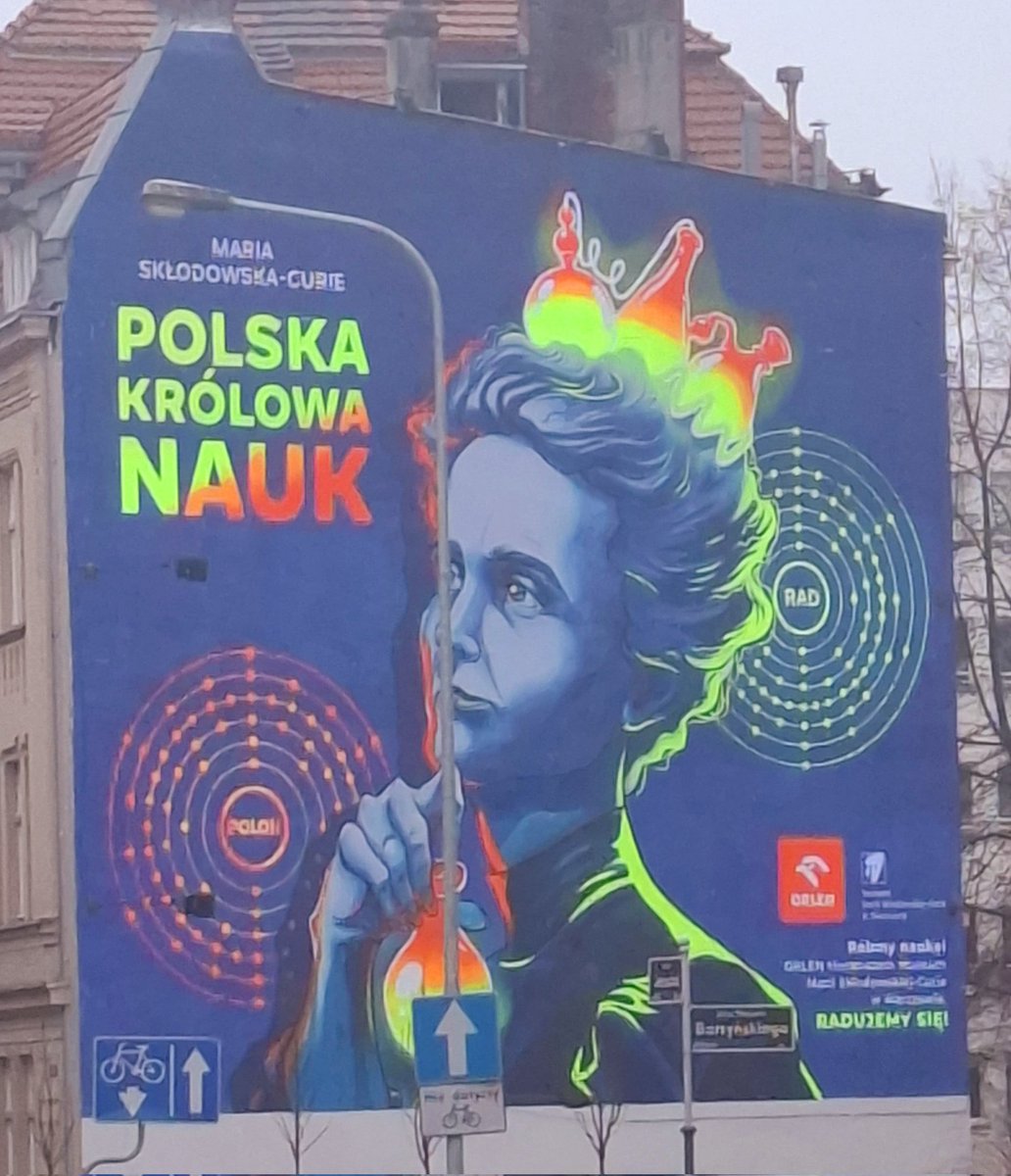 Świetny mural w Poznaniu. 💪🏻💪🏻💪🏻 Podobno nocą daje niesamowity efekt...
