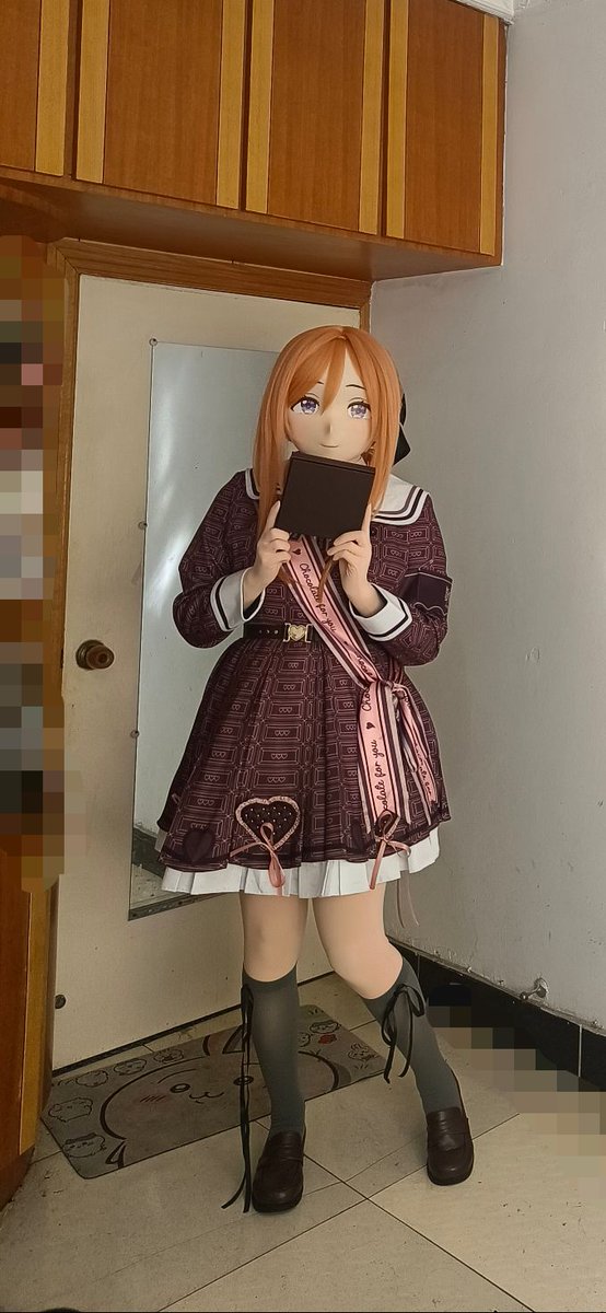 kido_sumire's tweet photo. 原来是幻觉 巧克力根本没送出去
人这一辈子至少要学会一样乐器 https://t.co/piBHAlvGIM