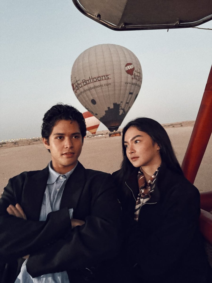 latest_chika's tweet image. #KAIKYLE IN DUBAI 🏜️✨

"Roja" stars #KyleEcharri and #KaiMontinola snap scenic photos during their trip to Dubai. 

“Give you the world habibi/habibtis”, the actor wrote on Instagram.

📸kyleecharri, kaishaaaa /Instagram