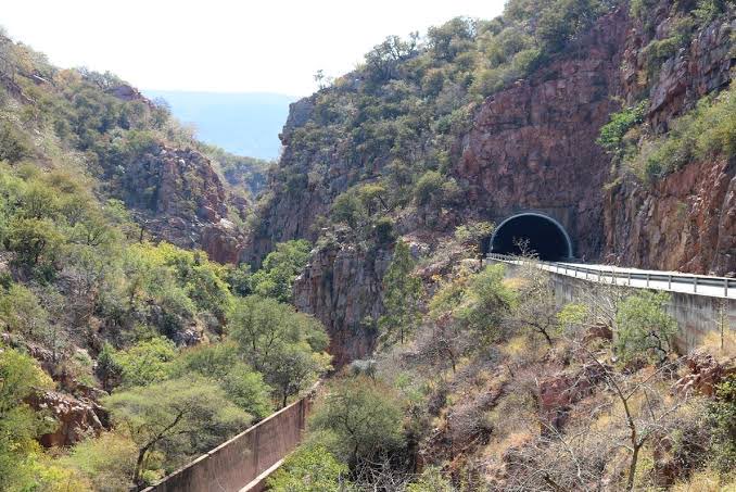 ツ Lord Ori tweet media