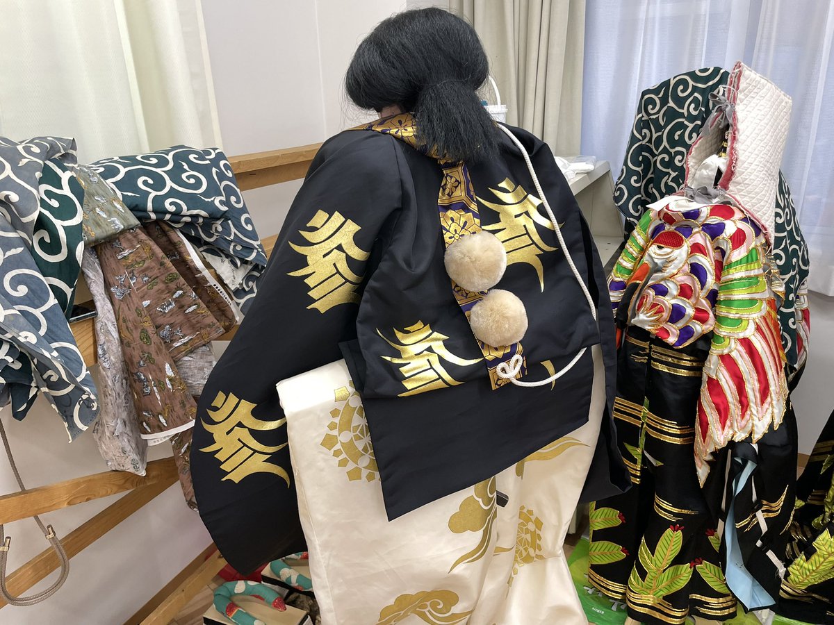 hanakoaz's tweet photo. 人形浄瑠璃あしり座 札幌文化奨励賞受賞記念公演2026

今日は義太夫部と人形部の合わせ稽古です。
写真は東海道中膝栗毛の弥次さん喜多さんの楽しいお話の稽古風景。
今回は初お目見得の勧進帳もご覧いただけます。

2/21(土)〜2/23（月祝）
東豊線元町駅のやまびこ座にてお待ちしてます🥰

#あしり座 https://t.co/X8Z2ppJP0f