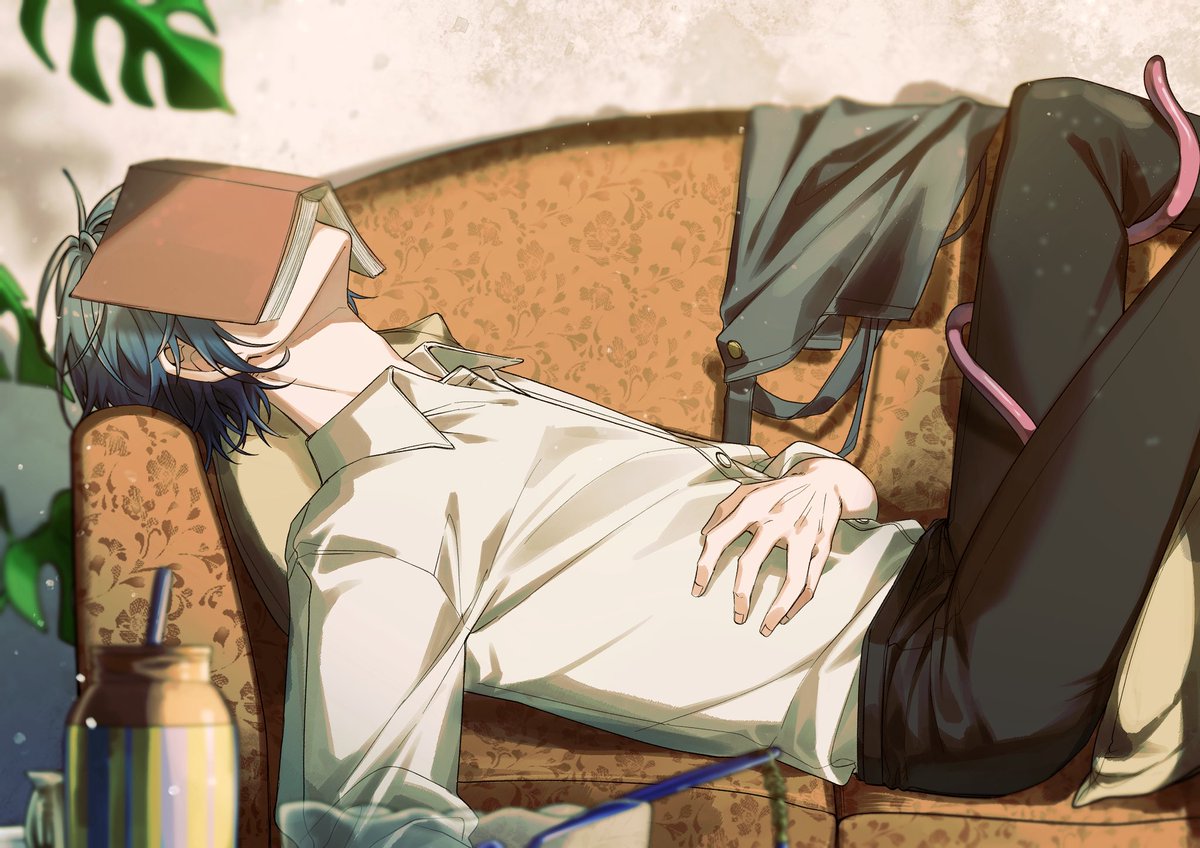 #ドロウイング

いつもサボってる店員さん