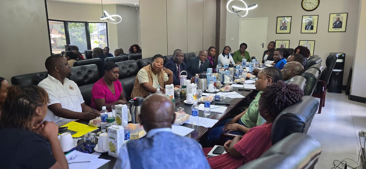 DrugsZw's tweet photo. Key players unite! 🤝 National Tech Committee on Drug &amp; Substance Abuse &amp; Health Professions Authority held inception stakeholder meeting to streamline setup of rehab centres. Primary goal is to improve care, lower costs, easier access! https://t.co/ggvHB0nhlJ