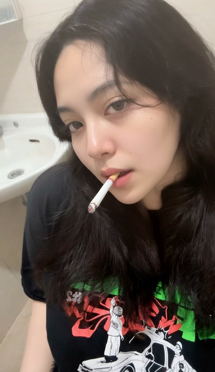 𝐫𝐚𝐚🦋 tweet media