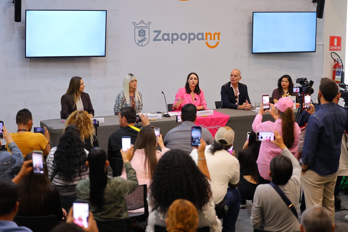 María Gómez Rueda tweet media