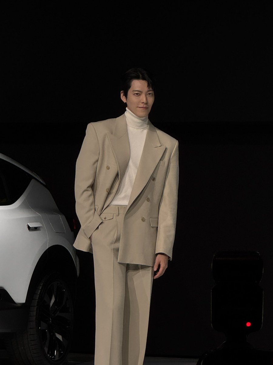 hohocho's tweet image. Kim Woo-bin appears as a @PolestarCars Korea ambassador here at Polestar 3 &amp;amp; 5 media launching event here in Seoul. #김우빈