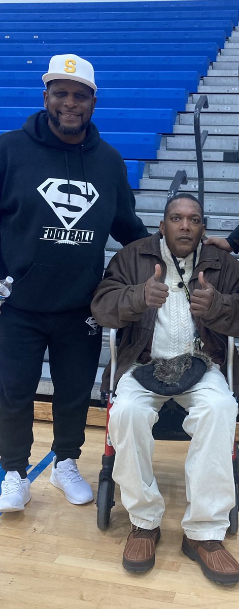 Today Elohim, called his son Derrick home, to the other side of eternity!  Coach Atterberry has been with me coaching for all 26 years of my head coaching career! I’m so grateful to Elohim for allowing us to team up together for His Kingdom work through the game of football. 🙏🏾🏈