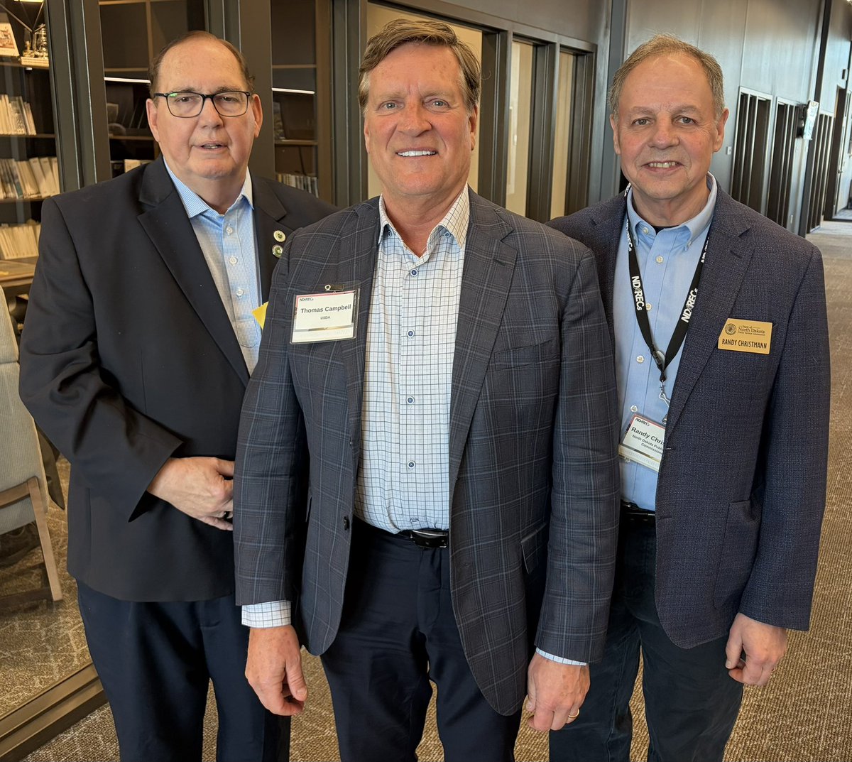 Christmann_R's tweet photo. Interesting day at ND Rural Electric Cooperatives meeting. Covering topics from keeping our electricity dependable and affordable to development of ND’s rural communities. 🇺🇸 https://t.co/yriXoSLPIm