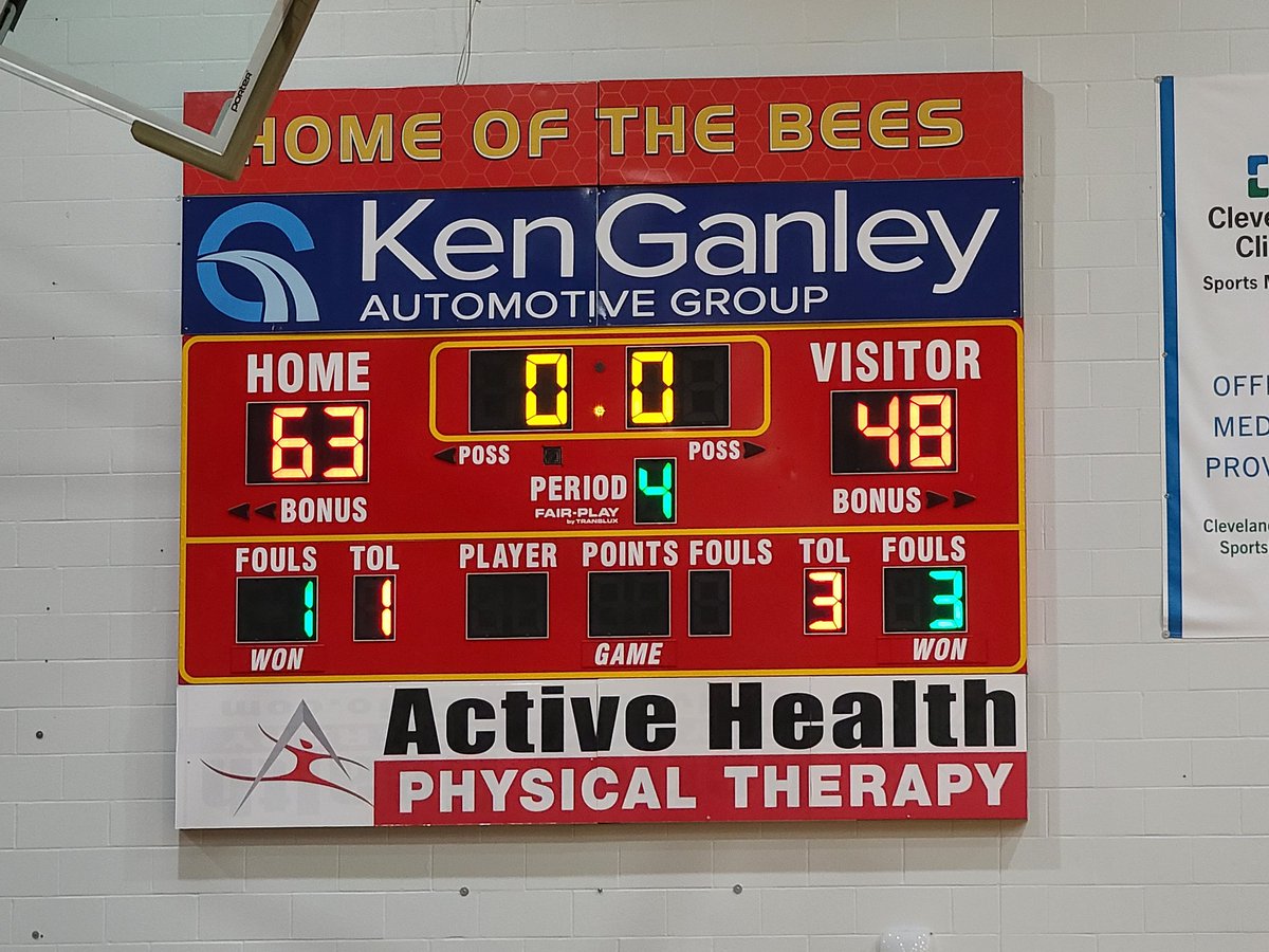 Superb Suburban League win tonite for our Boys Varsity Basketball Team over an excellent North Royalton team!  Way to go, Gentlemen!!  BEE SO VERY PROUD!!