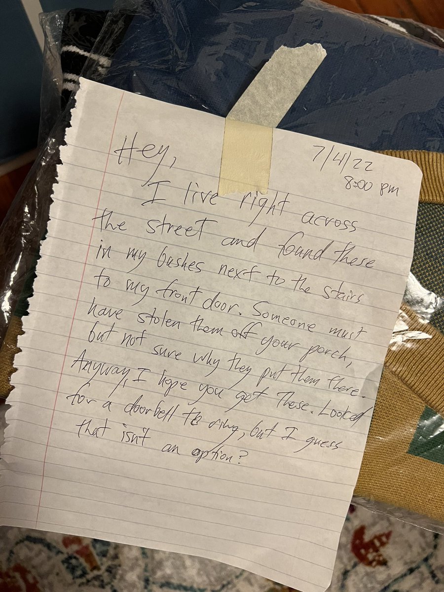 courtbanashi's tweet photo. Memories of when someone stole my box of yaoi and then upon seeing it was yaoi hid it in the bushes across the street https://t.co/HWv2E0kF3N