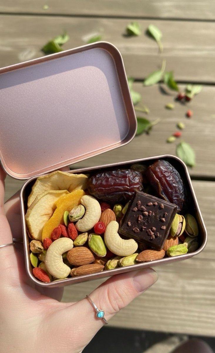 dailyframe_'s tweet image. 