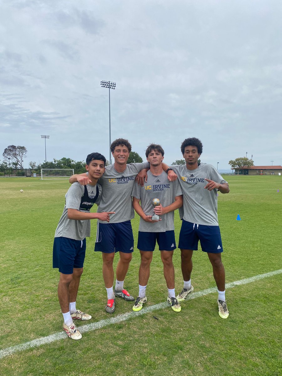 Yossi Raz tweet media