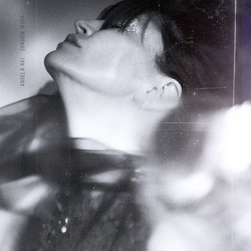 angelaaki_x's tweet photo. 本日2月11日（水）ニューアルバム「SHADOW WORK」リリース!!
CD/ST/DLはこちらから！
https://t.co/gONs5A73Mo
#SHADOWWORK #アンジェラアキ #angelaaki https://t.co/tjm8zqSGIO