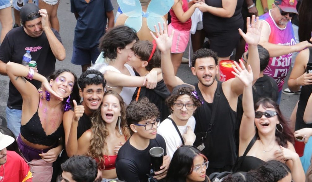 talvez o carnaval nao seja tao ryim