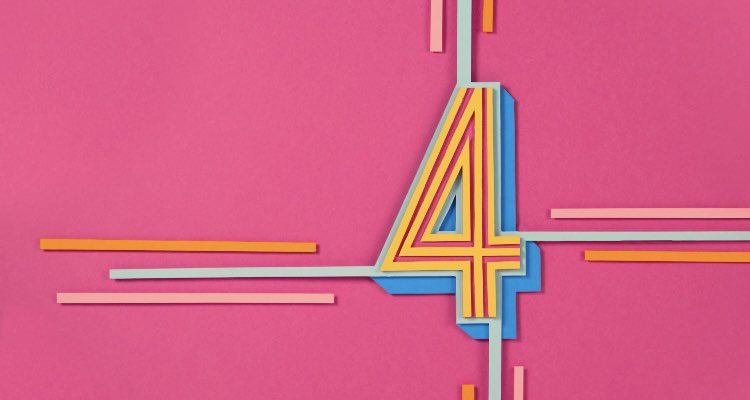 今日で4年目🤭いつも忘れる登録日！

読書感想から始めて、映画、舞台、楽しかった事などの日常の雑多なアカウントですが、色んな皆様のおかげで、自分では知らなかった作品に沢山出会えて嬉しいです✨そしていつも👍やコメントなどありがとうございます😊
これからもどうぞよろしくお願い致します❗️