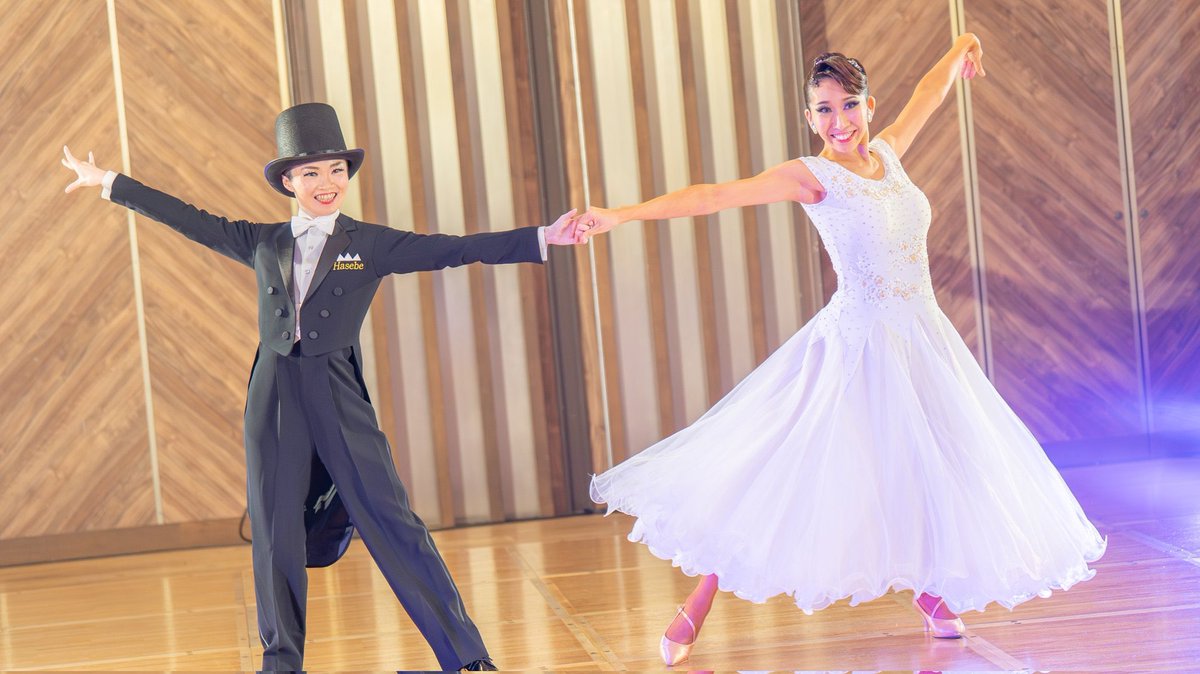 男性ものの衣装を着られるなら、「女性こそフルオーダー🥰！！」

ご自身にピッタリ唯一無二な男性ものの衣装を着られた女性、最高にカッコイイです😆♥️