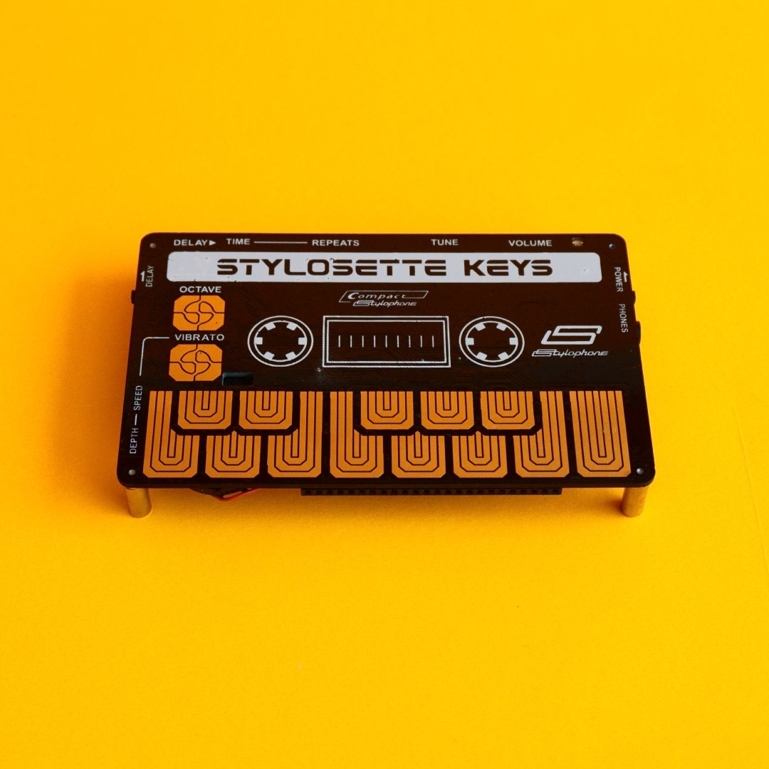 loormedia's tweet photo. OBJeCT 006
Stylophone STYLOSETTE
Pocket-sized Analog synthesizer 
LOOR MEDIA

#loormedia 
#OBJeCTS 
#Stylophone
#StylophoneStylosette
#Synth https://t.co/M467eSN7jF