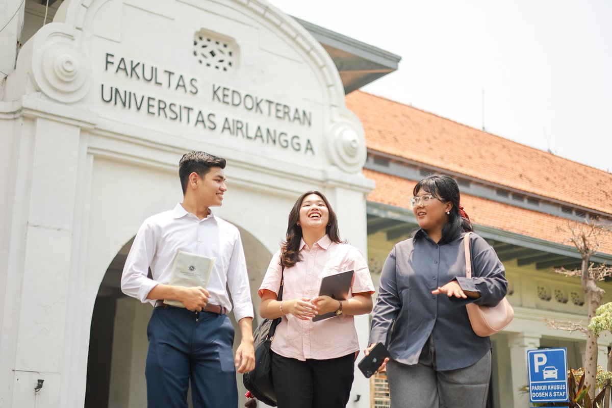 pov: keterima di unair