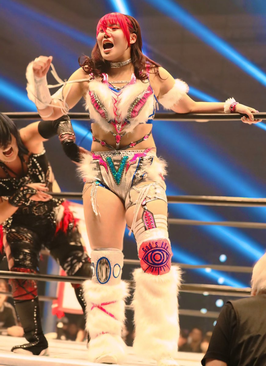 ちわあみみ🐉⚡️

ふじさんメッセでお渡し会あり〼🗻

#壮麗亜美
#STARDOM