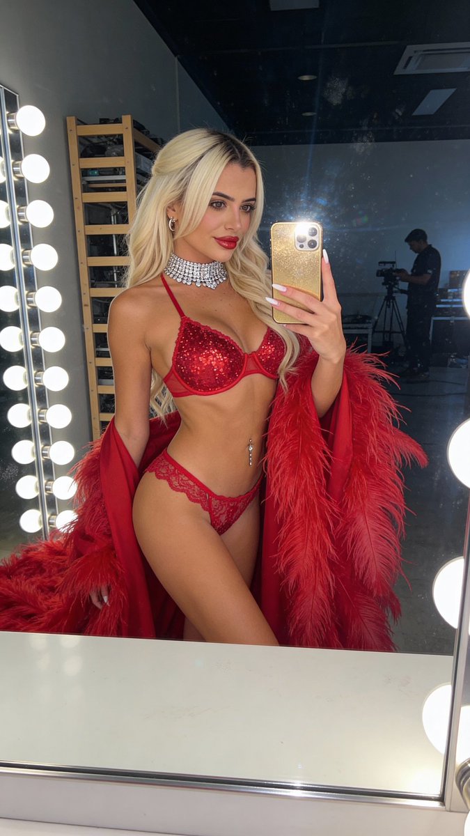Who wants to be my valentine 💋