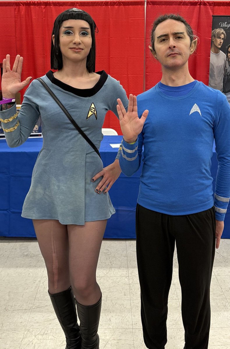 Live long and prosper #albuquerque #comiccon #cosplay