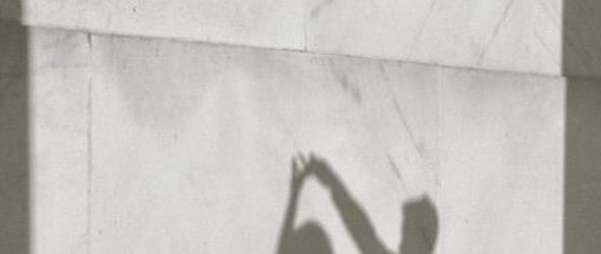 اختاري شخص يتباهى بكِ أمام الجميع. 
      ❣️❣️❣️❣️❣️❣️❣️❣️❣️