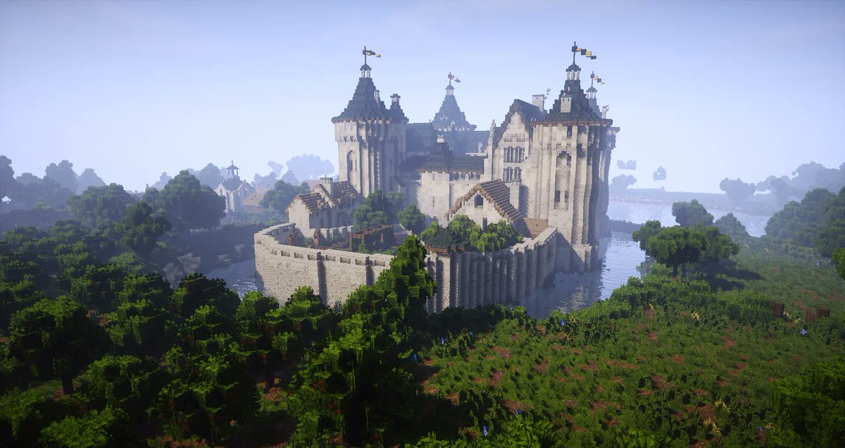 WesterosCraft's tweet photo. House Beesbury and Honeyholt 🐝

#Minecraft #ASOIAF https://t.co/hRx4YojduM