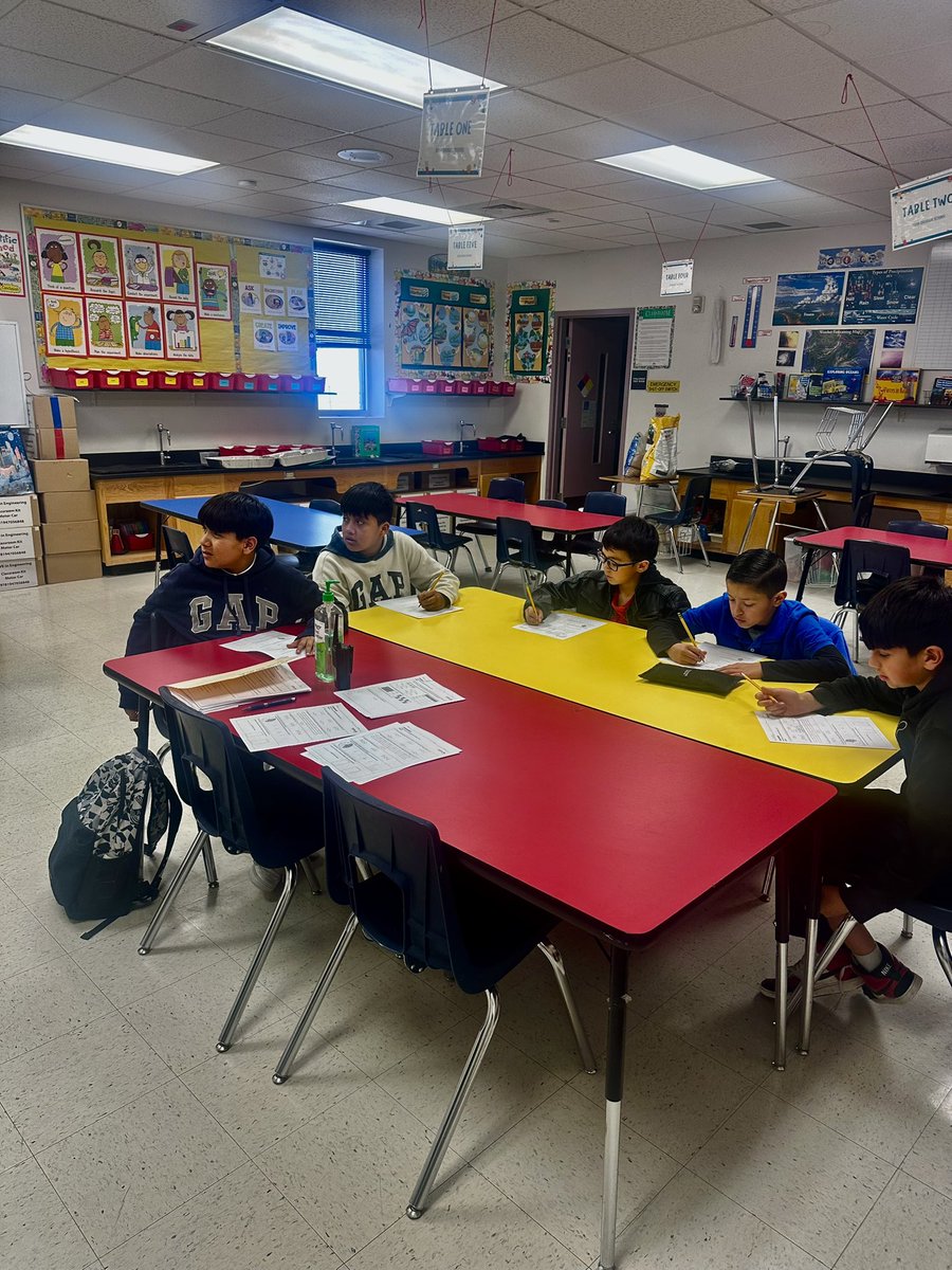 JVasquez_JDS's tweet photo. Walking by and seeing Mr. Flores teaching students today was a reminder of the kind of leadership we have. It motivates me knowing my principal is willing to do the work right alongside us. That example matters. 💯📚I just had to take a picture 👏👏👏👏@JohnDrugan_PK8 https://t.co/uZVzB7ElJ2