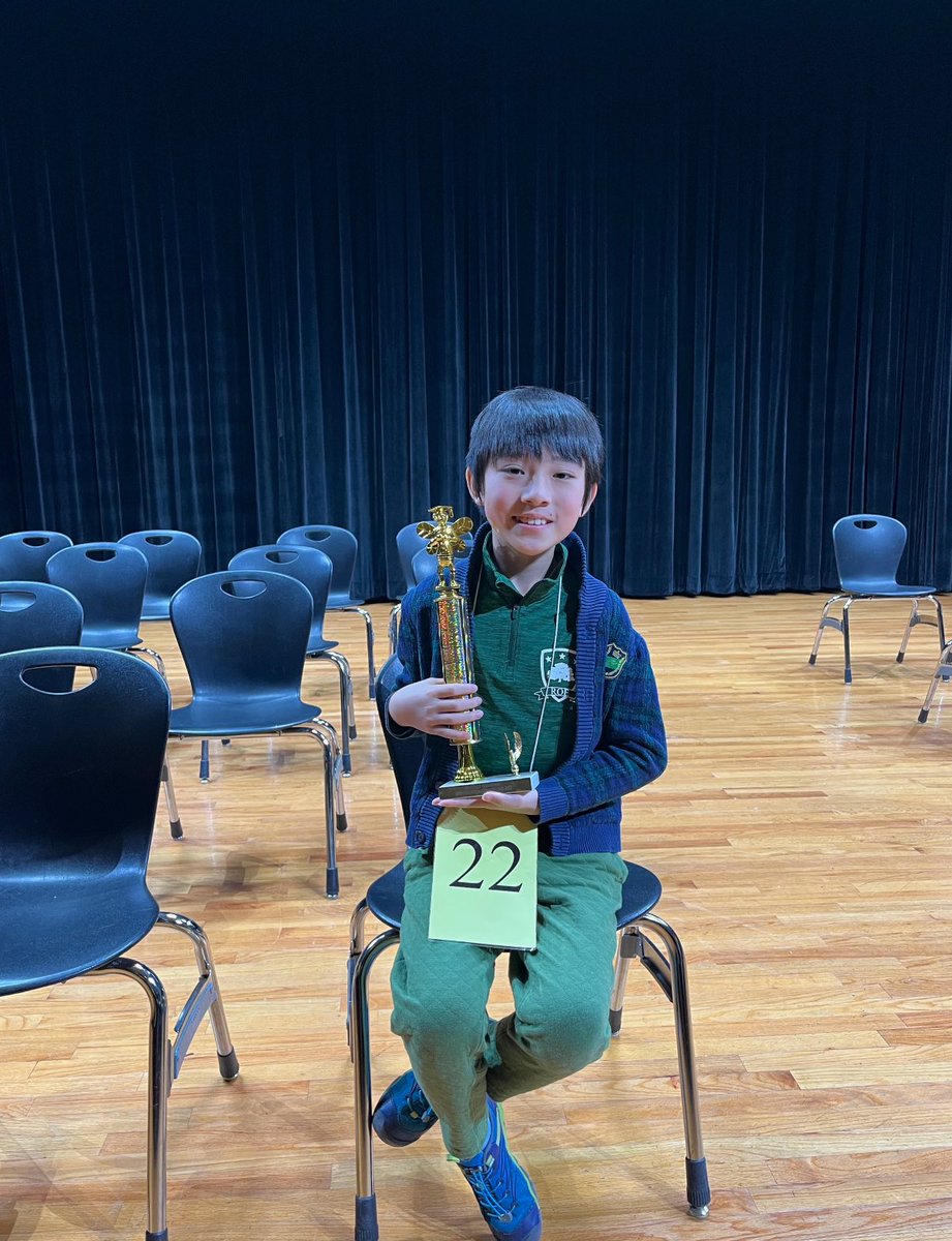 River Oaks IB World School tweet media