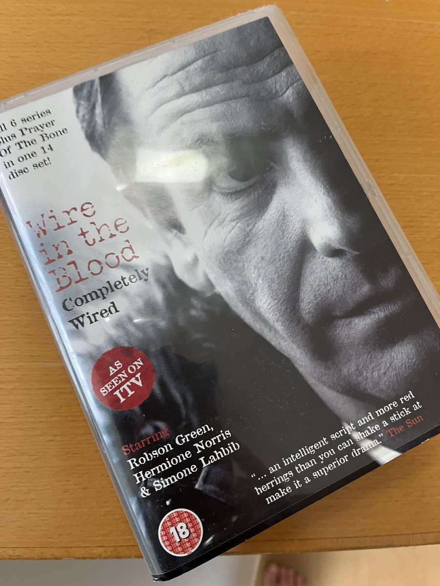 掃除したら見つかったー！見ようかな