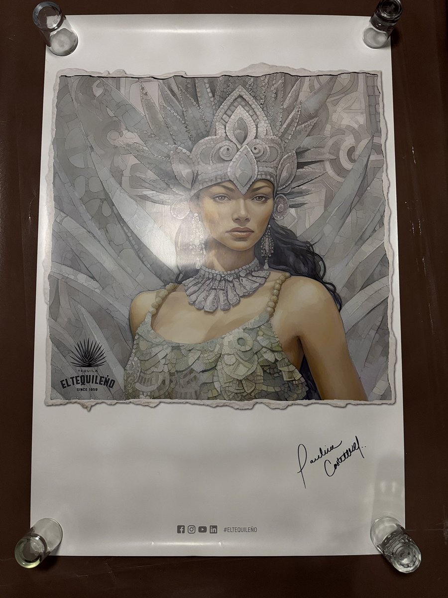 antoniochico's tweet photo. Mi buen amigo Carlos Orduz me regaló este hermoso póster creado por la artista Tapatía #PauCastiello el cuál hizo para el #Tequila #ElTequileño 

Me animé a hacerle y pintarle un marco decorado por mi. Este es el resultado 🖍️ https://t.co/cfGwBfUIJR