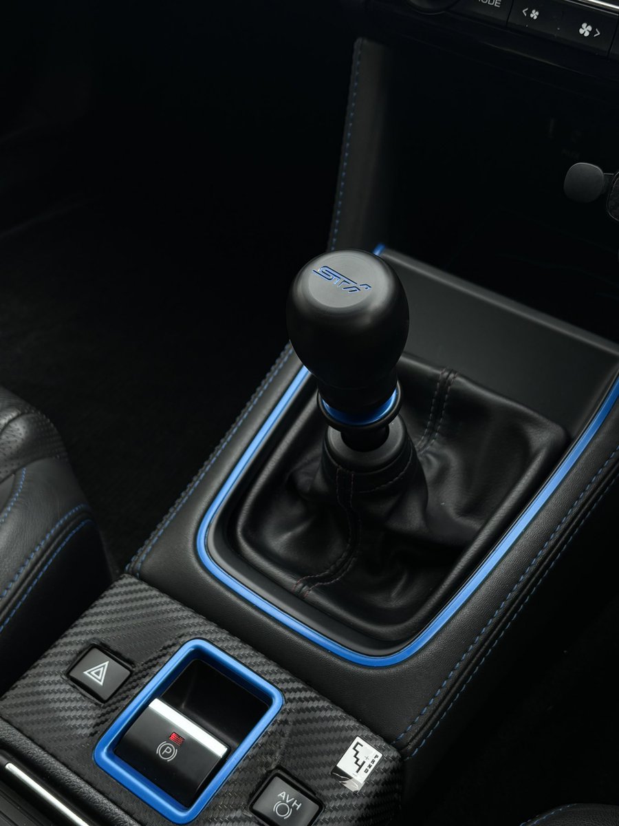STI ロゴ入りシフトノブ ブラック 黒 ジュラコンシフトノブ 【公式通販】