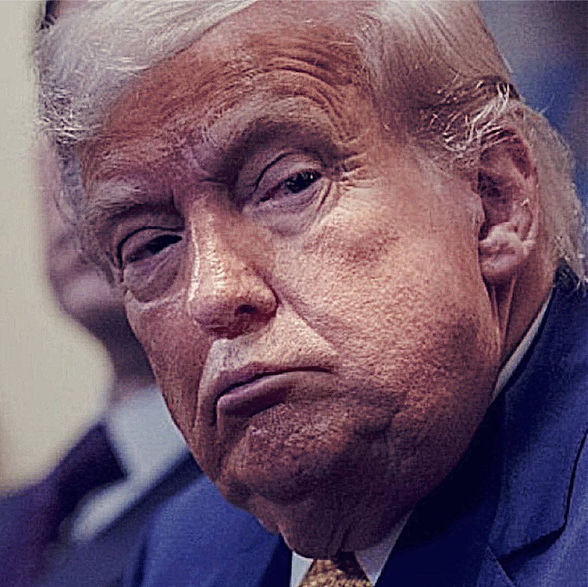 🟥   According to THIS guy 👇🏼 (the U.S. President):

🗣️ • U.S. Olympians = losers
🗣️ • U.S. soldiers who died in World War Two = losers
🗣️ • U.S. veterans who were captured and tortured = losers
🗣️ • U.S. Astronauts = losers
🗣️ • U.S. citizens who didn’t vote for him =