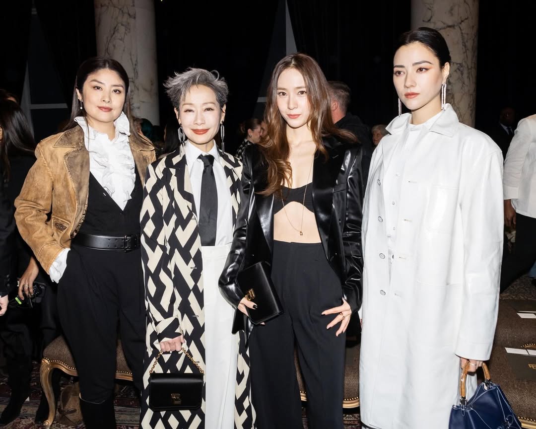 krystclass's tweet photo. Krystal at the #RalphLaurenFall26 show

cr. graziasg https://t.co/zzKm4dcvE3
