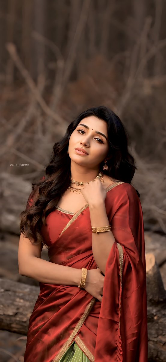 cinepixelz's tweet photo. Mirnaa Menon 

@mirnaaofficial  #MirnaaMenon 
#Mirnaa https://t.co/VJz1ZbGFrA
