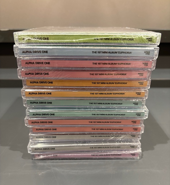 ALPHADRIVEONE】 THE 1ST MINI ALBUM 'EUPHORIA 日本限定特典付き商品
