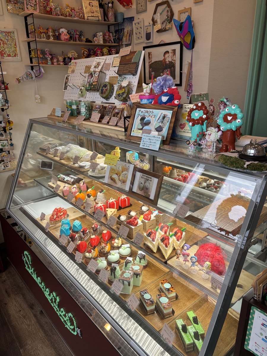 久しぶりにお店オープンしてます
あいにくの雨ですが通常営業しております☺️