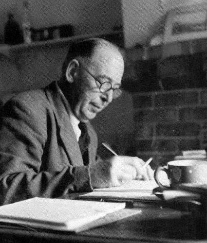 AnglicanosLatam's tweet photo. C.S. Lewis (1898-1963) fue escritor, académico y apologista #cristiano #anglicano. Autor de Las Crónicas de #Narnia, Mero Cristianismo y Los cuatro amores. Converso del ateísmo al cristianismo. https://t.co/vA0q6f1QQr