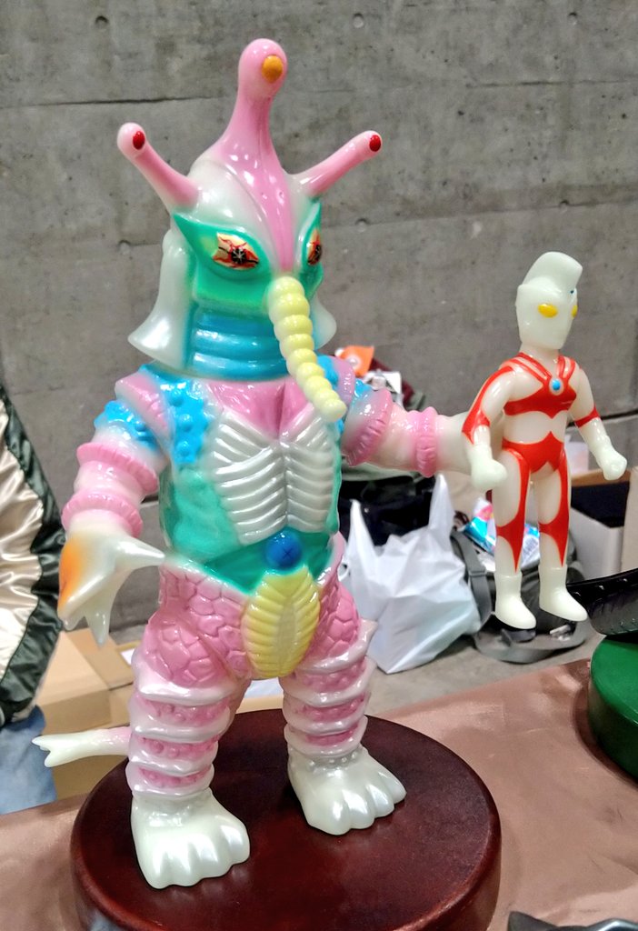 鵜川薫さん×M1号さんタッグのヒッポリト星人。 サイケデリックでも