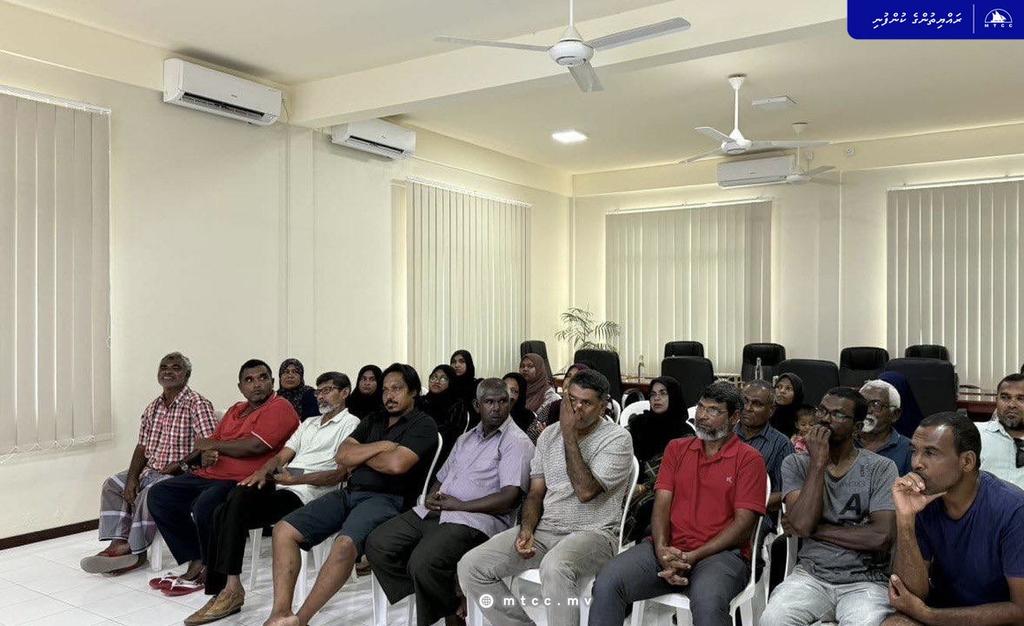 MTCCPlc's tweet photo. #Highlights of the RTL Ferry awareness session we held at Dh. Maaenboodhoo today. We would like to extend our gratitude to the Maaenboodhoo Council, and SOEs on the island for their help and cooperation with this session. #RTLFerry #ConnectingRaajje #RayyithungeKunfuni https://t.co/YQ29PGPoix