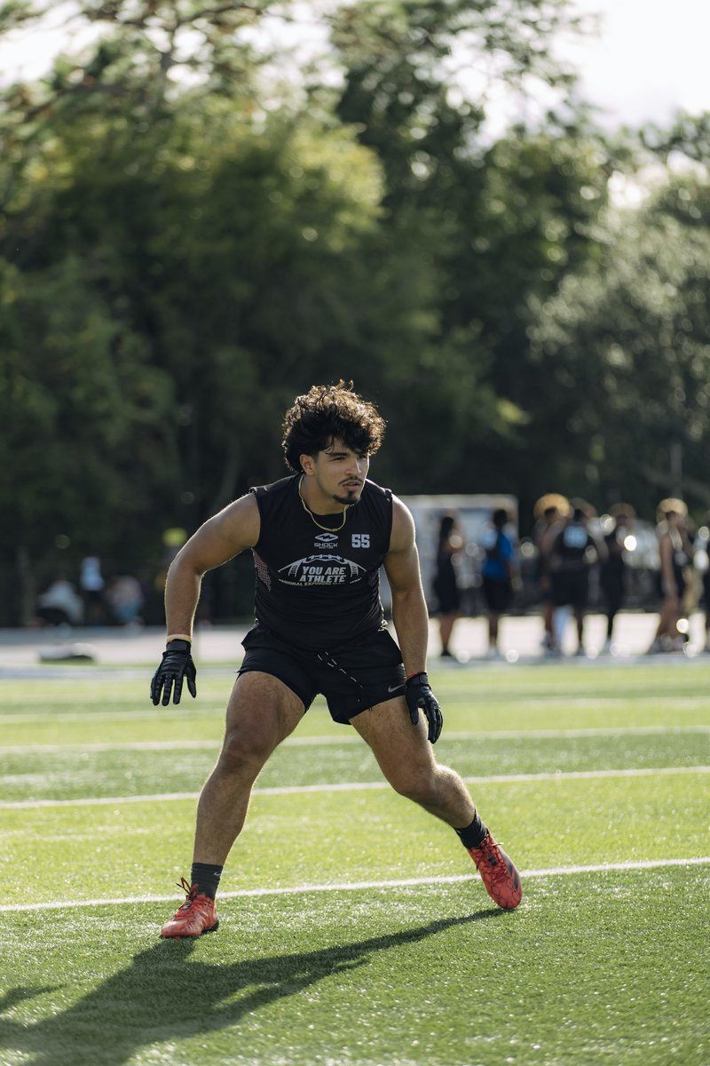 SFballin's tweet photo. I will be attending the Rivals Combine as a LB in Miami this weekend!! Excited and looking forward to the exposure and work, and ready for ALL THE SMOKE‼️‼️ #RespectTheB @BdaleFBHC @Bdale_Football @Rivals @BigCountyPreps1 @coachspruill0 @DuaneyGriffin https://t.co/NjZExJN3h0