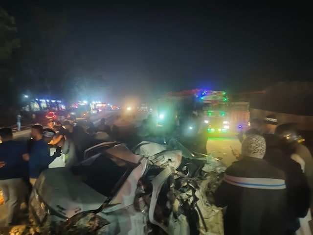 दुखद खबर..

गश्त के दौरान हादसा..

गश्त के दौरान पुलिस की जीप को एक कार ने जोरदार टक्कर मार दी..

श्रीगंगानगर 𝗦𝗛𝗢 ज्योति नायक की हुई मौत...

💐 सादर श्रद्धांजलि 💐