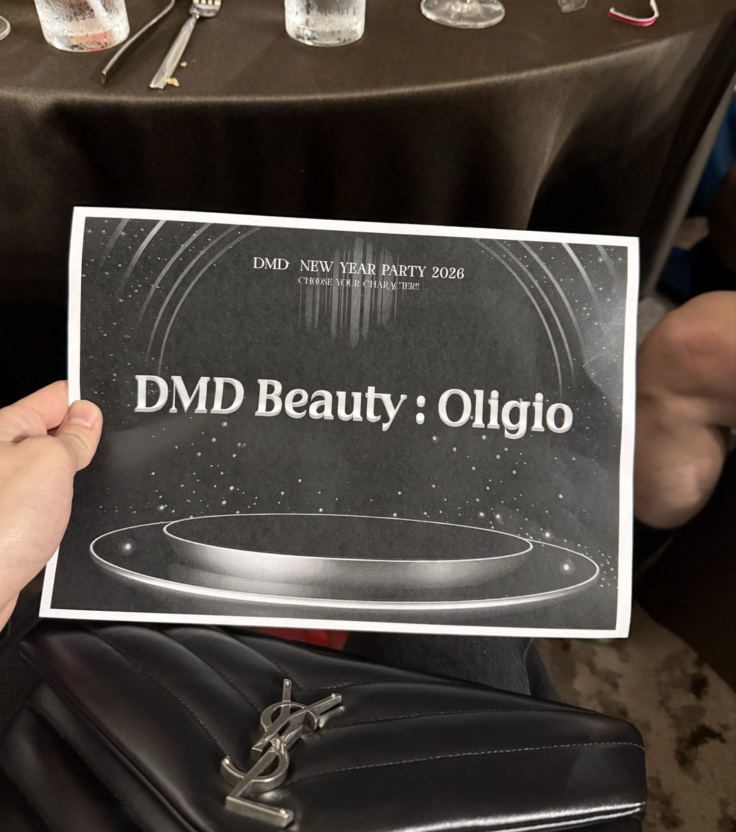 มีคนถามก้องได้รางวัลไหมเมื่อคืน ขำเกิน5555
👇🏻👇🏻👇🏻