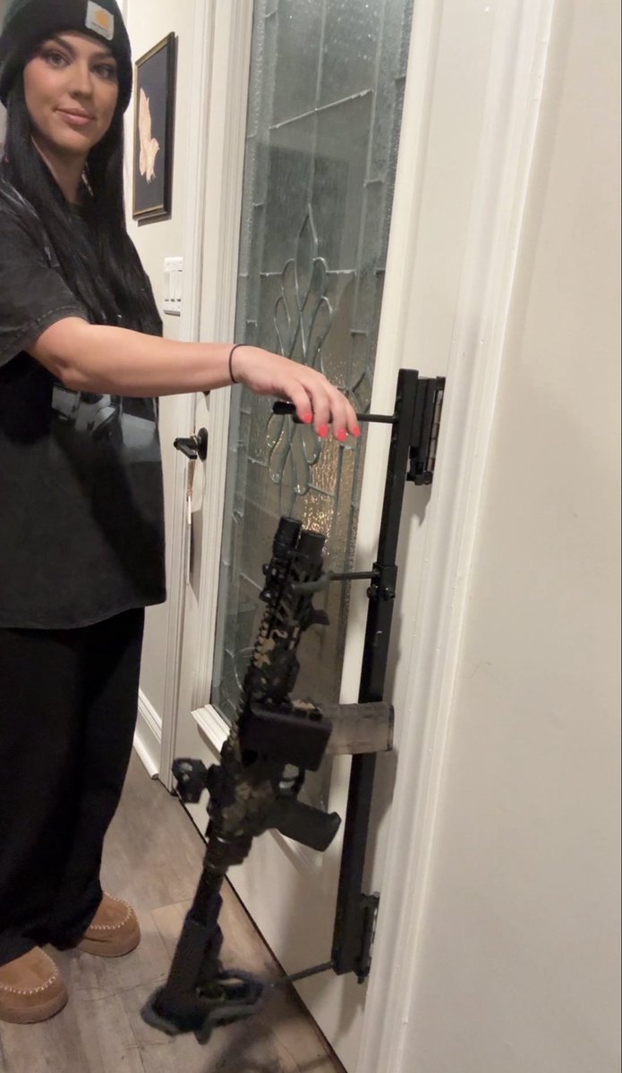 A L E X ︻デ═一 tweet media