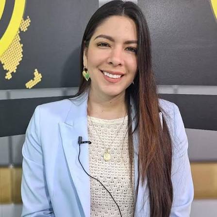 #ATENTO ¿Qué te hicieron Guayaquil de mis amores? 

De tener a León Febres-Cordero a caer con la correísta Tatiana Coronel, alguien que nunca ha trabajado. 👇