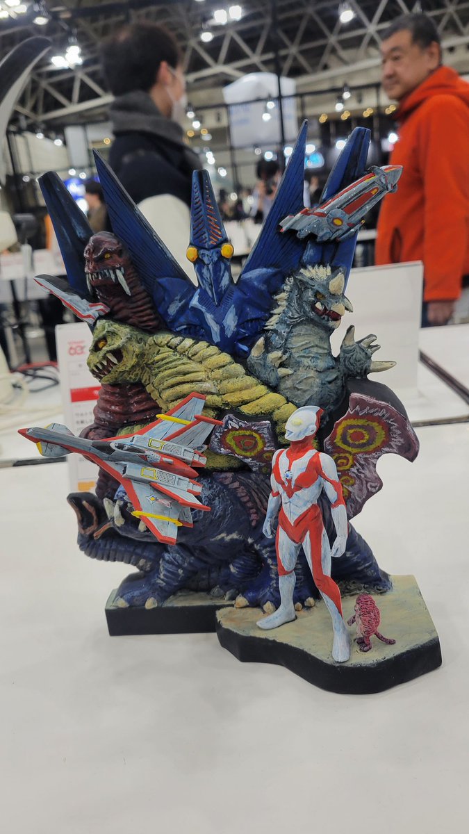 特設ブースのウルトラマンたち！シン・ウルトラマン降着格好いい！塗装