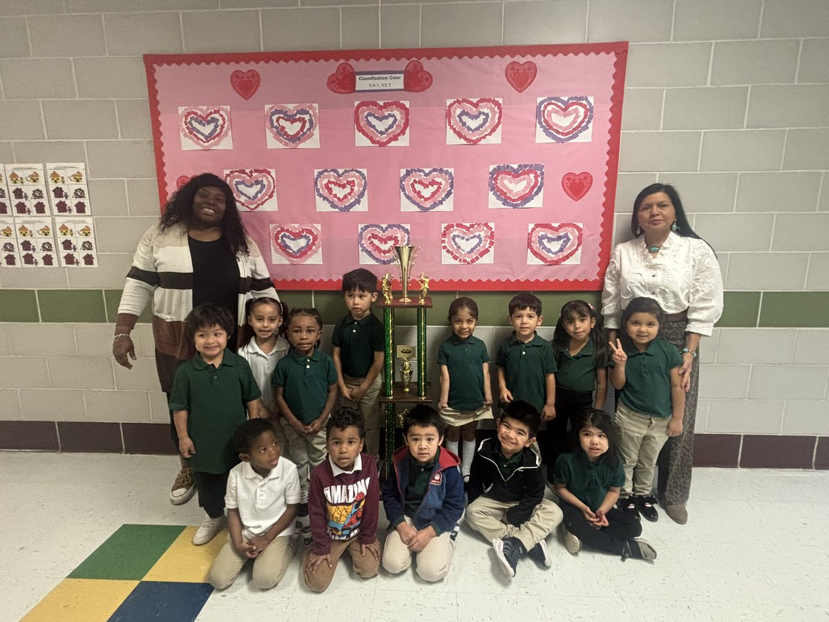 charapace08's tweet photo. Big congratulations to our Pre-K 3 Class and their amazing teachers (Ms. Gonzales and Ms. Delaney) for winning the Perfect Attendance trophy. They were at 100% last week! Way to show up everyday and shine! #attendancematters
#SOCvt #RegionII #BuiltIIWin https://t.co/mUMGKcxOsB