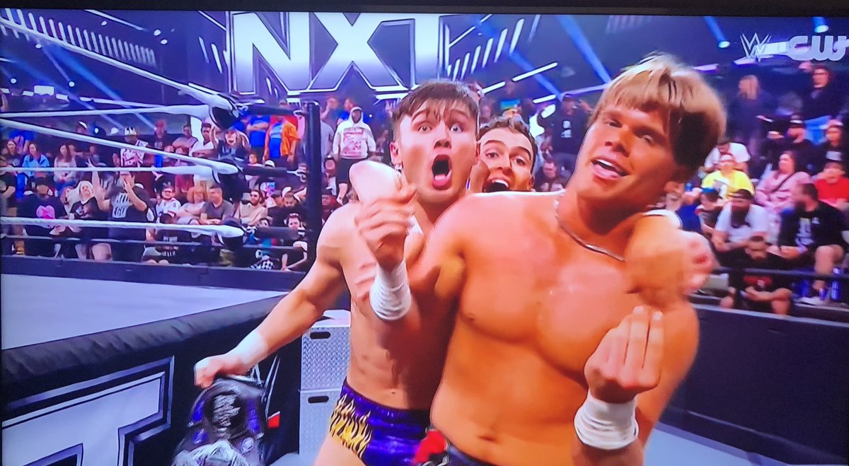 BigDre2374's tweet image. Vanity Project getting a win for the tag team match 

Vanity Project are really gonna fit in NXT really well , they are really making a name for themselves 
#EthanPageMinions  #EthanProteges #WWENXT