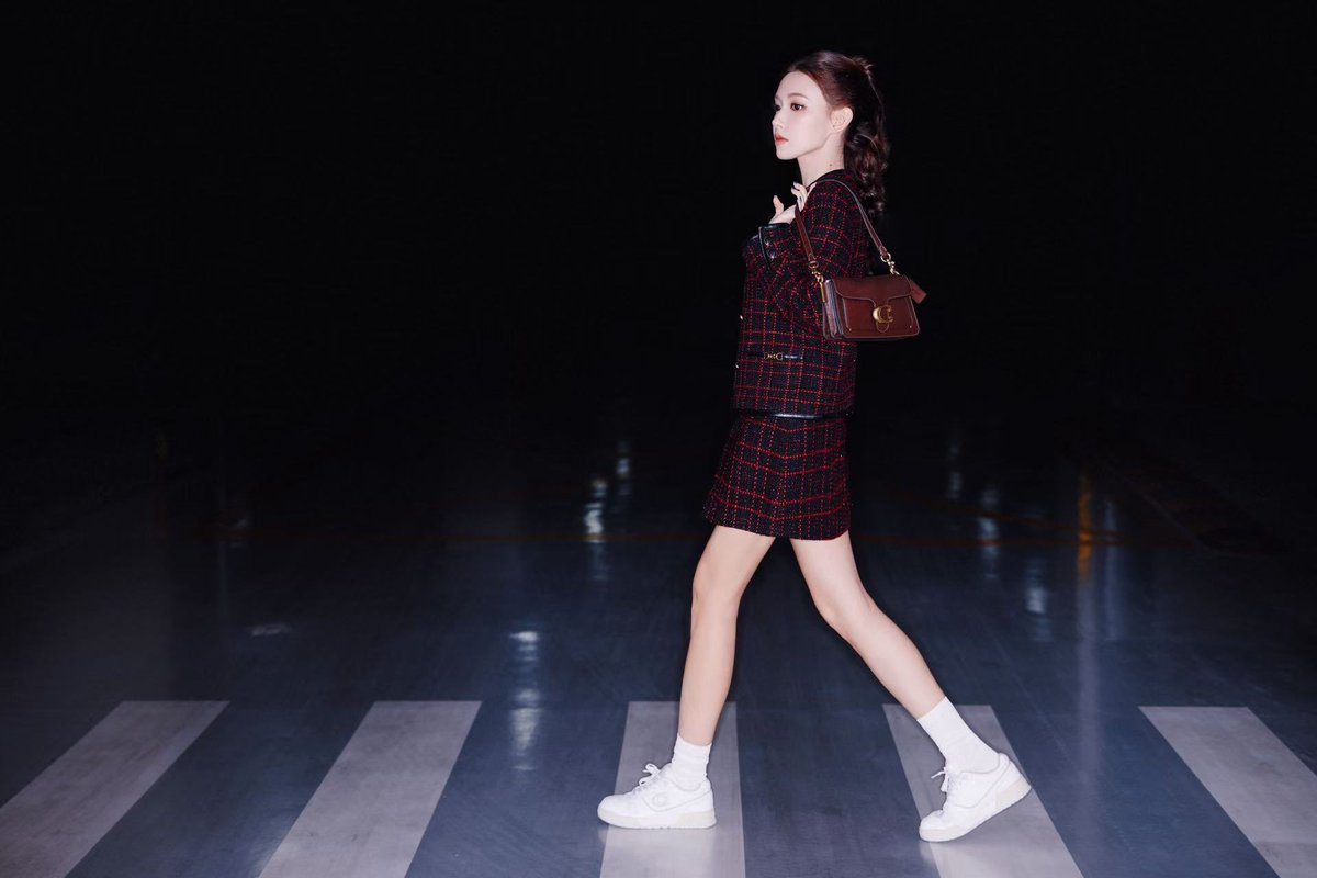 <a href="/Coach/">Coach</a> Counting down the hours! Eager to see Cheng Xiao embody the Coach spirit with style and instinct. #CoachFall26💫
#程潇 #CHENGXIAO 
#ChengXiaoNYFW_COACH
#ChengXiaoCOACHEyewearBrandAmbassador