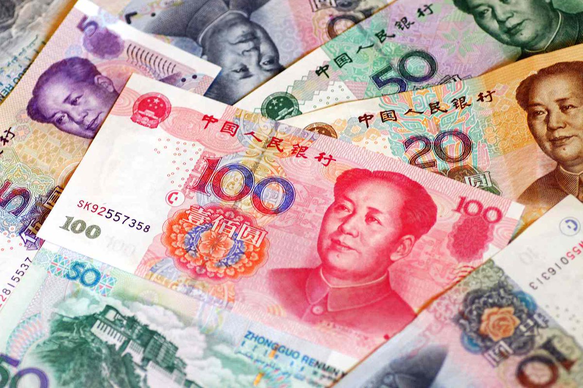 BREAKING:

Chinese yuan surged to its strongest level against the US dollar since 2023 after China asked banks to limit their holdings of US Treasuries.

Now only 6.91 yuan are needed to buy one US dollar.